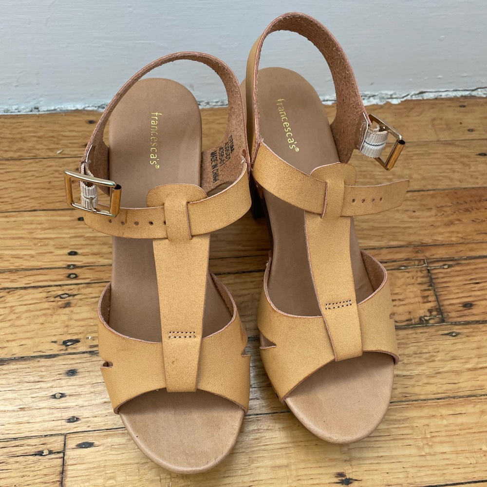 Francesca’s Platform Heel Size 6.5